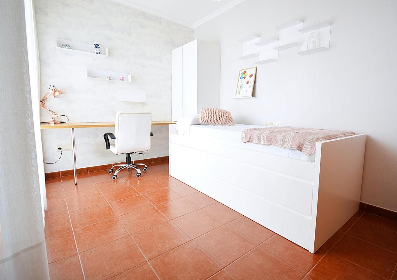 Galihost - Apartamento Con Piscina En El Centro De Санхенхо Экстерьер фото