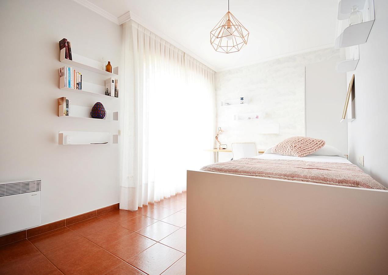 Galihost - Apartamento Con Piscina En El Centro De Санхенхо Экстерьер фото